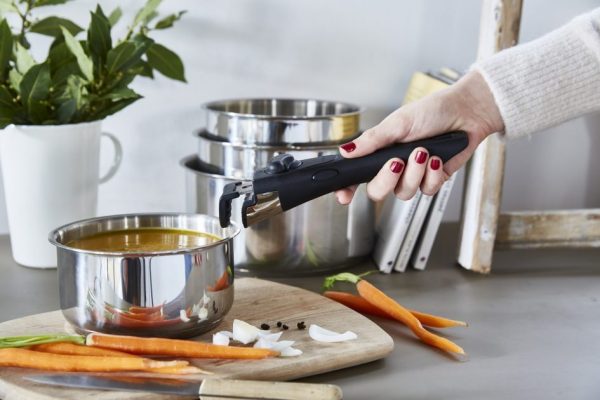 Set de 4 casseroles et 1 manche amovible Comète - 14 à 20cm – Image 4